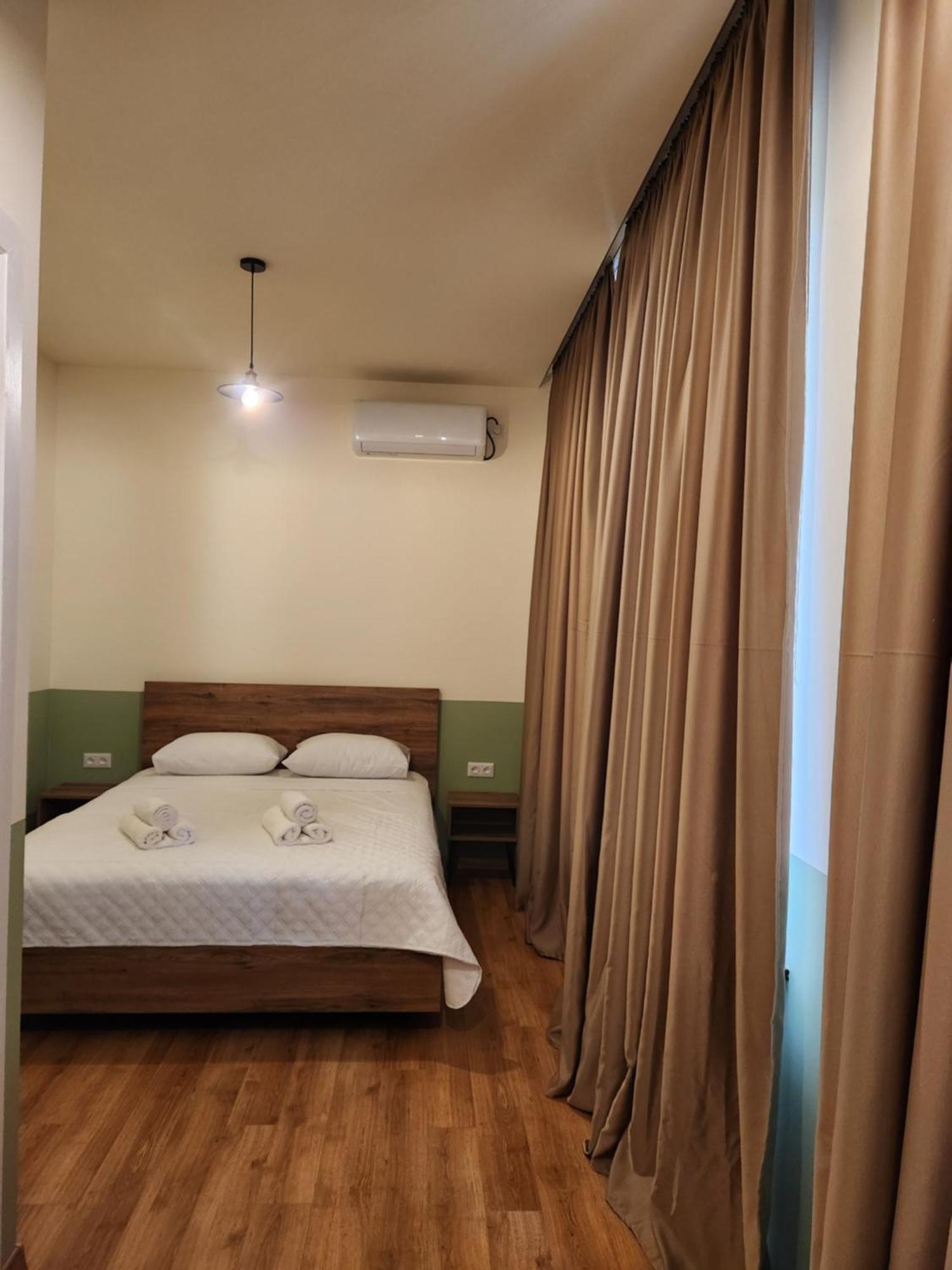 Dro Hotel 库塔伊西 外观 照片