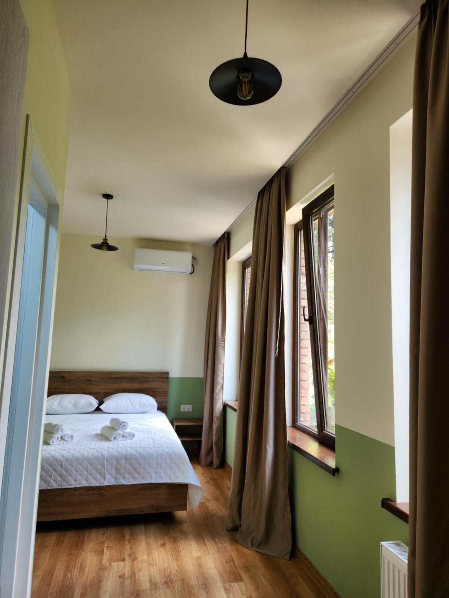 Dro Hotel 库塔伊西 外观 照片